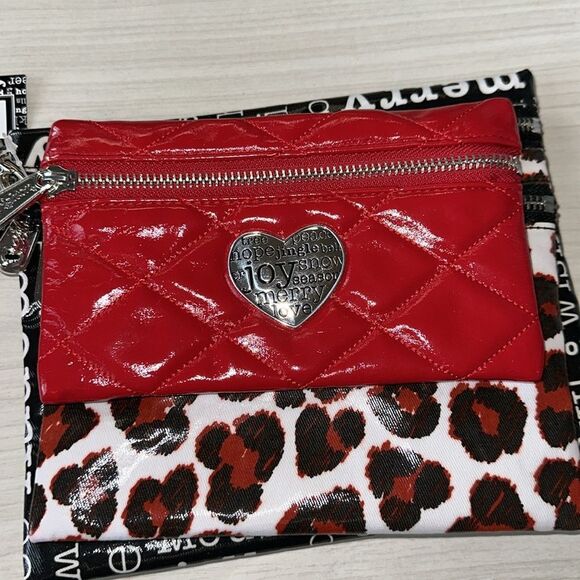 Brighton Red Animal Christmas Print Jingle Triple Pouch Travel Cosmetic Set - Picture 3 of 16